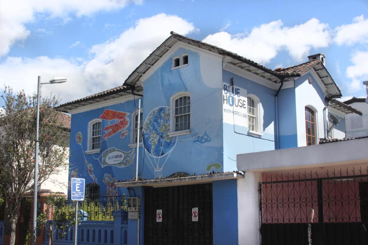 Blue House Youth Hostel Quito Esterno foto