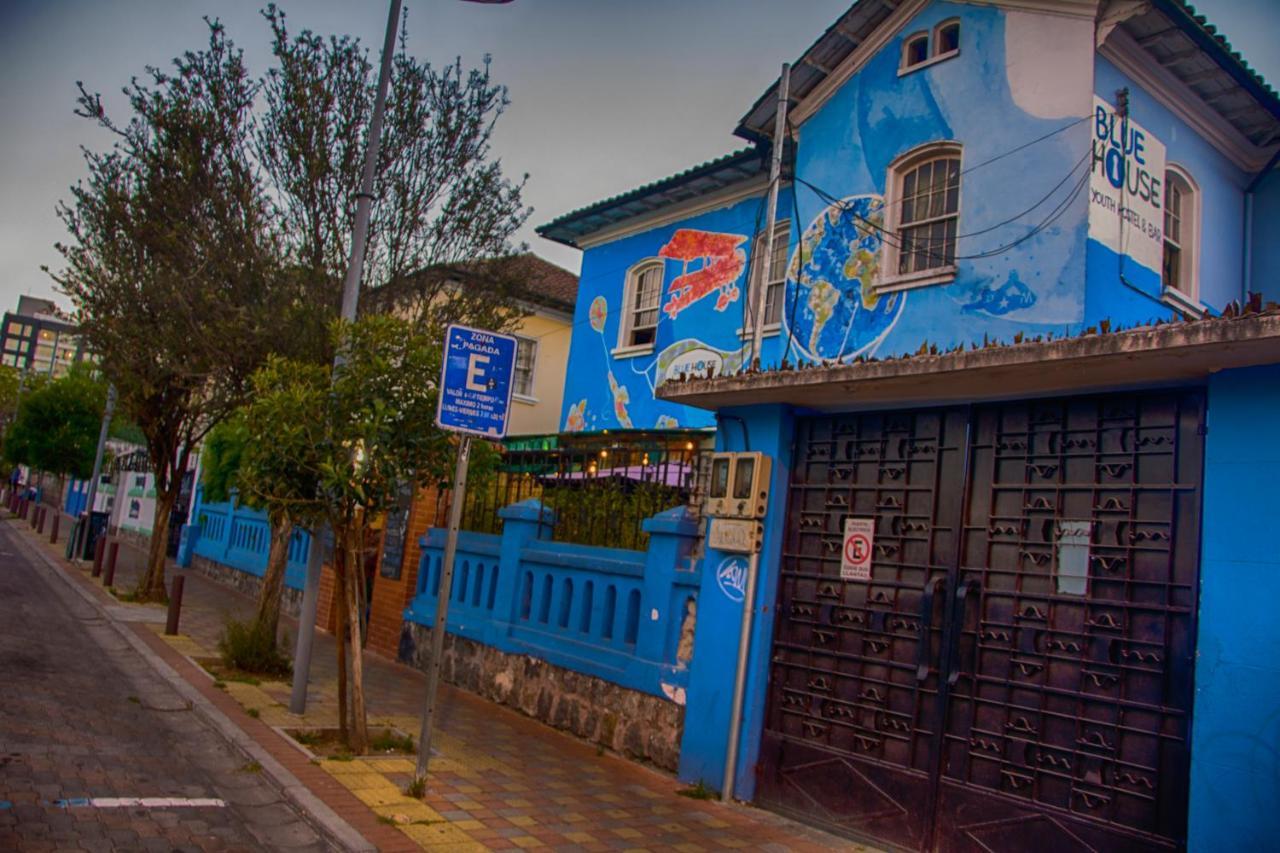 Blue House Youth Hostel Quito Esterno foto